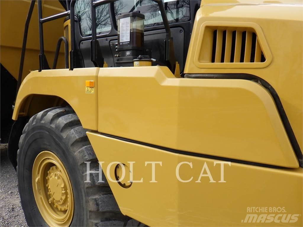 CAT 735 Articulated Haulers