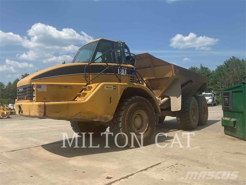 CAT 735 Articulated Haulers