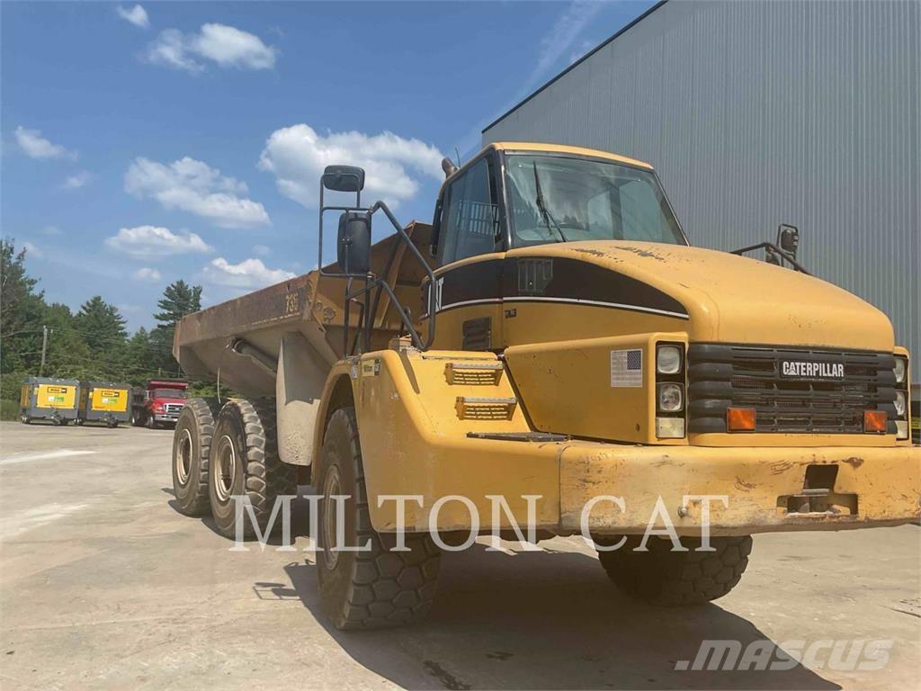 CAT 735 Articulated Haulers