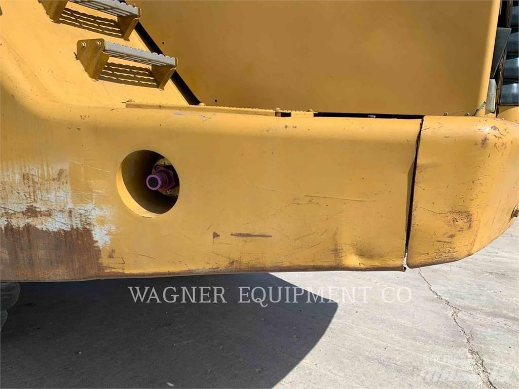 CAT 740 Articulated Haulers