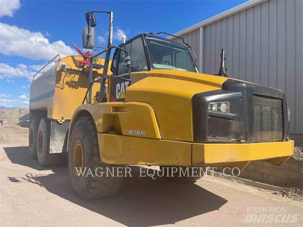 CAT 740B WT Water bowser