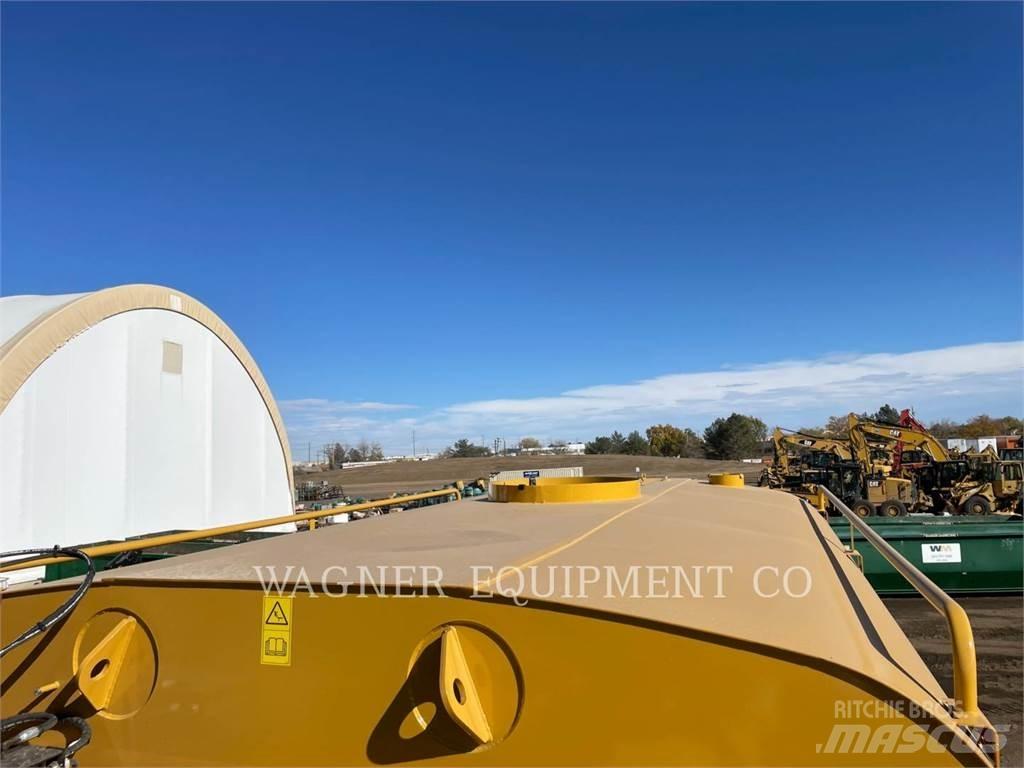 CAT 740B WT RB Water bowser