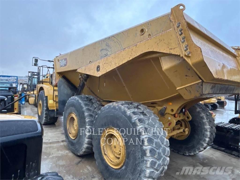 CAT 740GC-04 Articulated Haulers