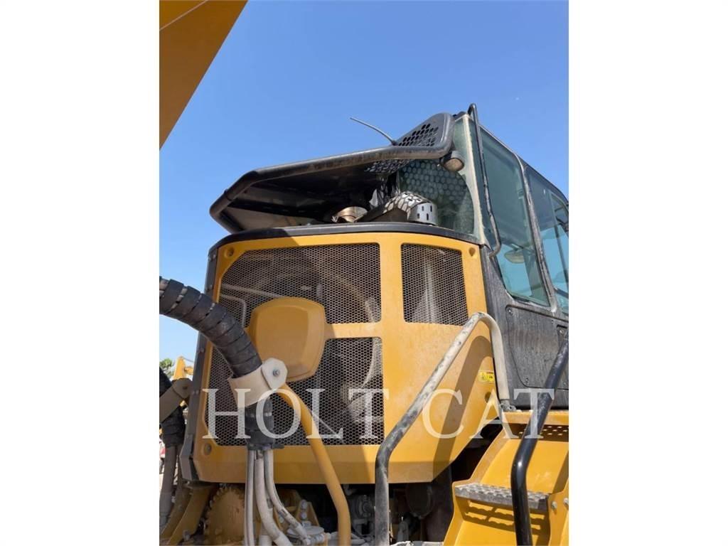 CAT 745 Articulated Haulers