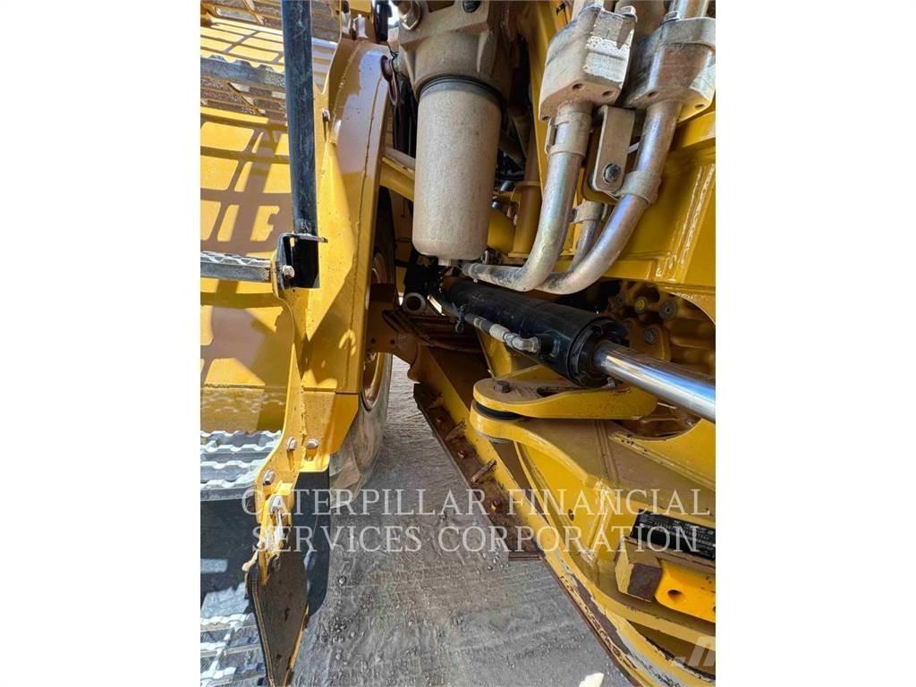 CAT 745-04 Articulated Haulers