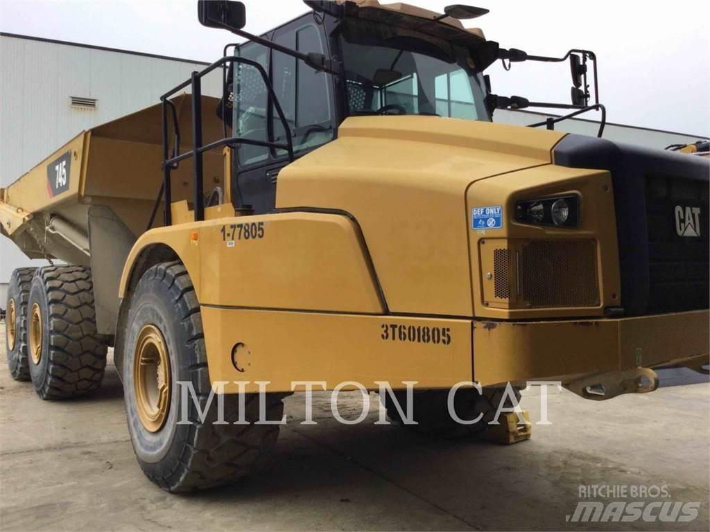CAT 74504 Articulated Haulers