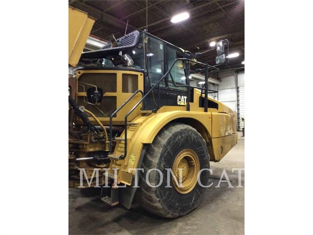 CAT 74504 Articulated Haulers