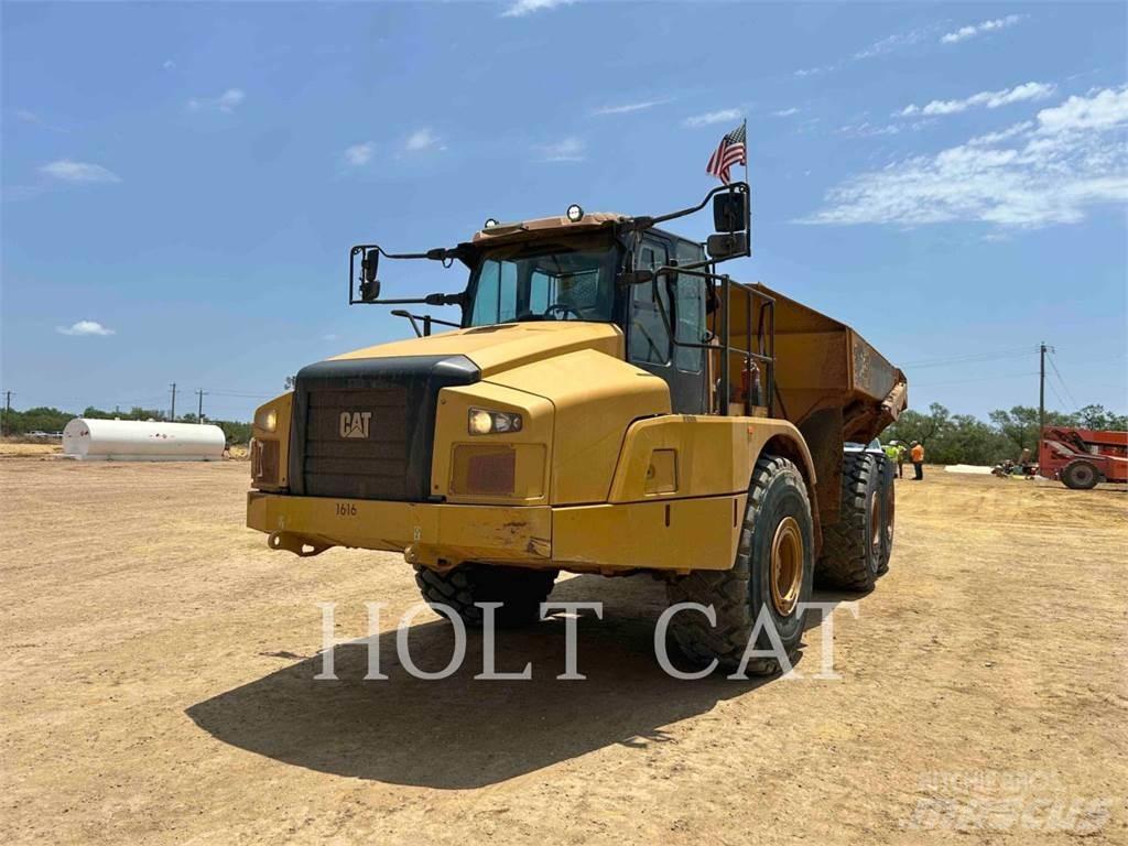 CAT 74504 Articulated Haulers
