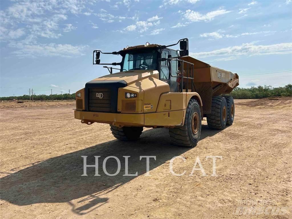 CAT 74504 Articulated Haulers