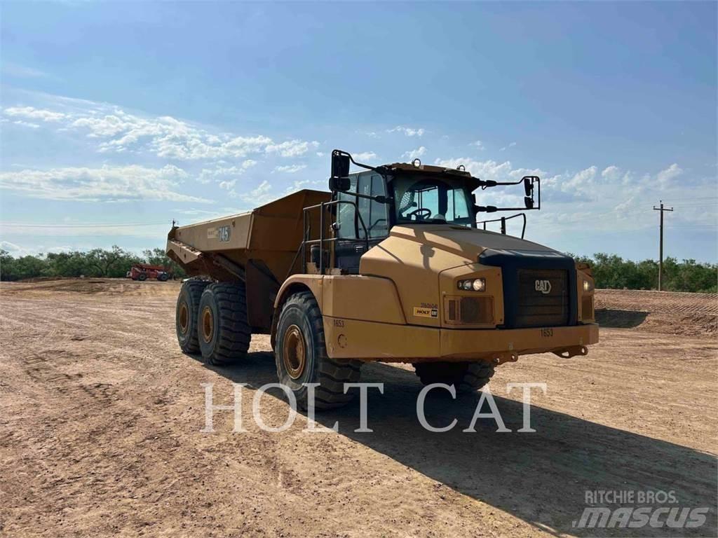 CAT 74504 Articulated Haulers