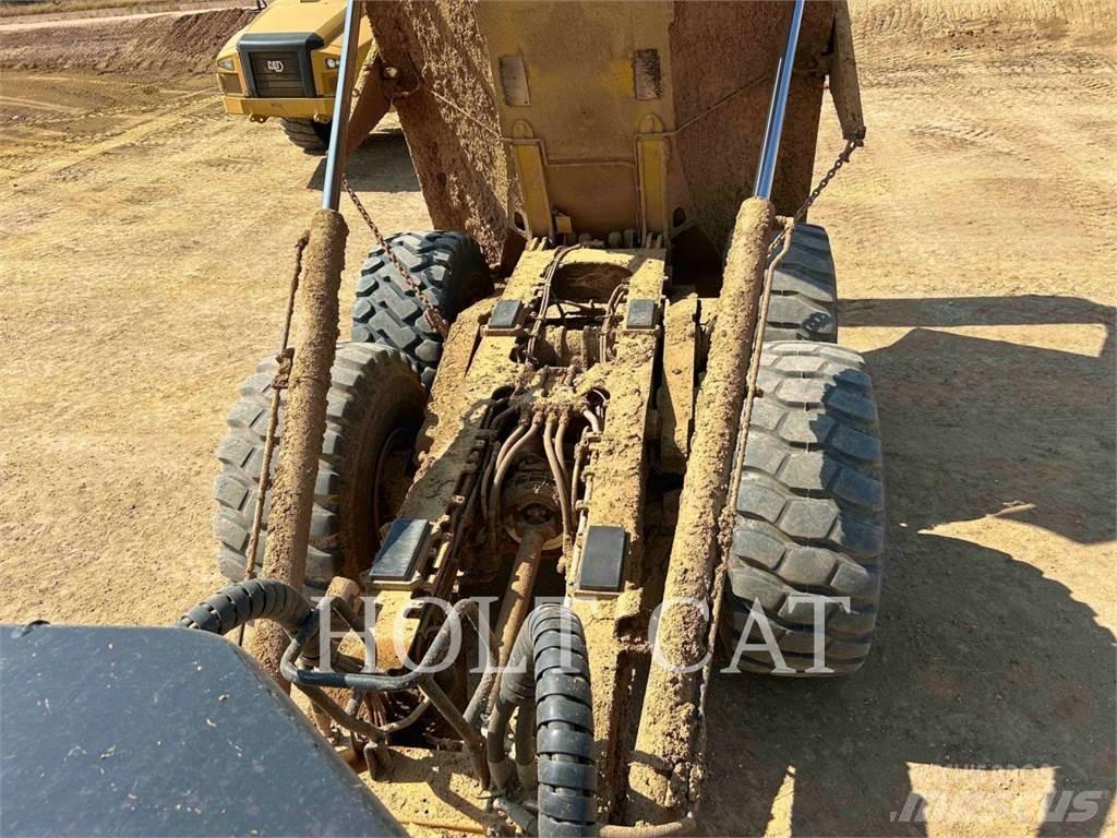 CAT 74504 Articulated Haulers
