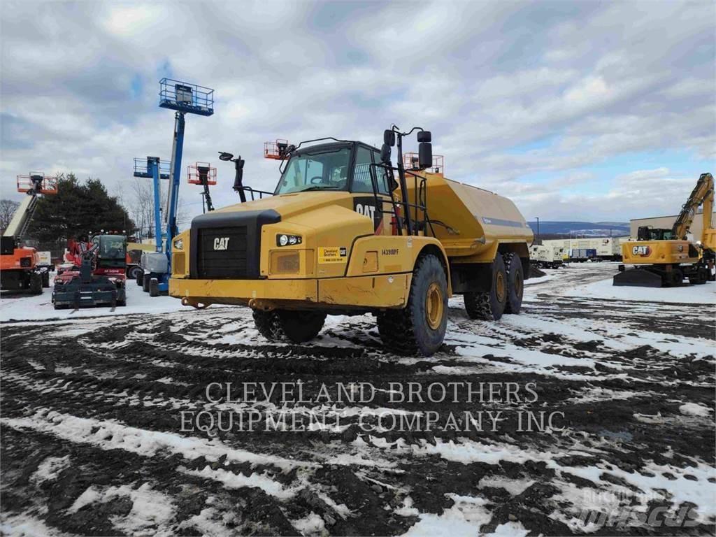 CAT 745C Water bowser