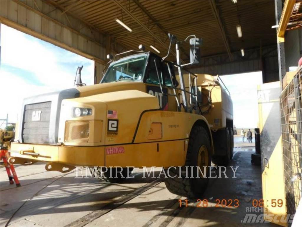 CAT 745C WT Water bowser