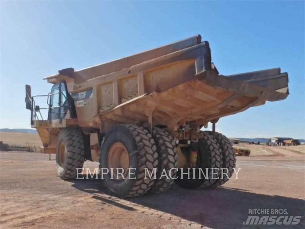 CAT 773F Articulated Haulers