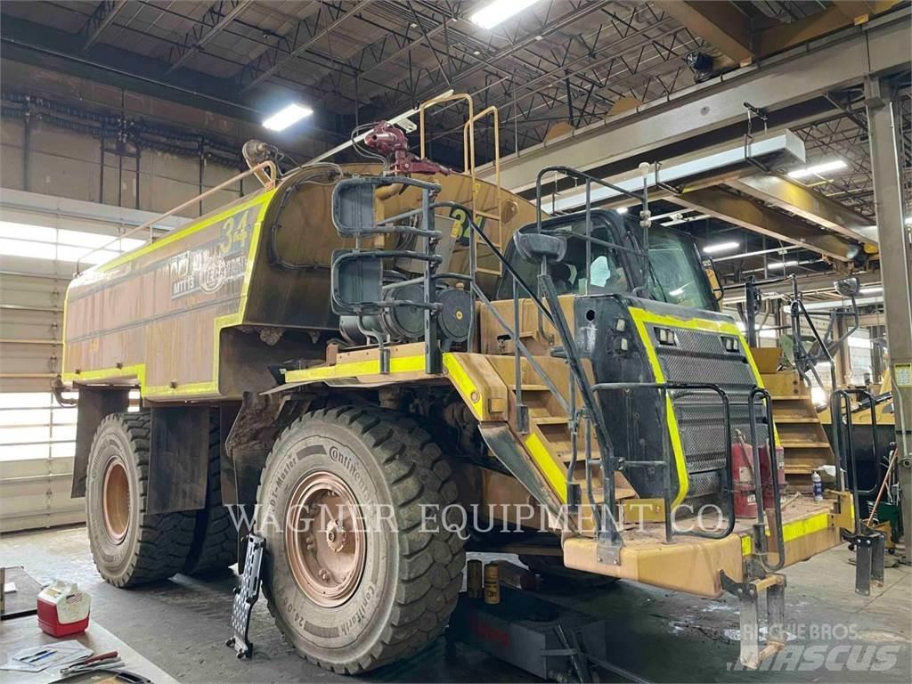 CAT 773F WT Water bowser