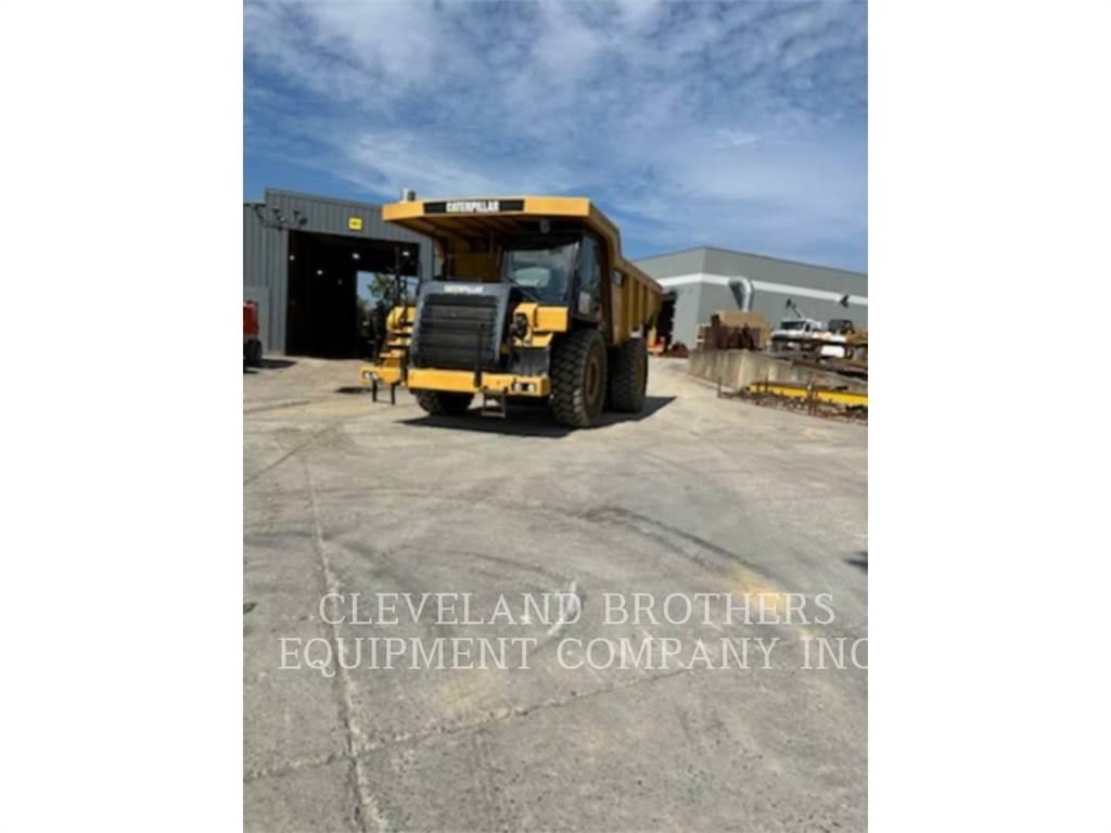 CAT 775F Articulated Haulers