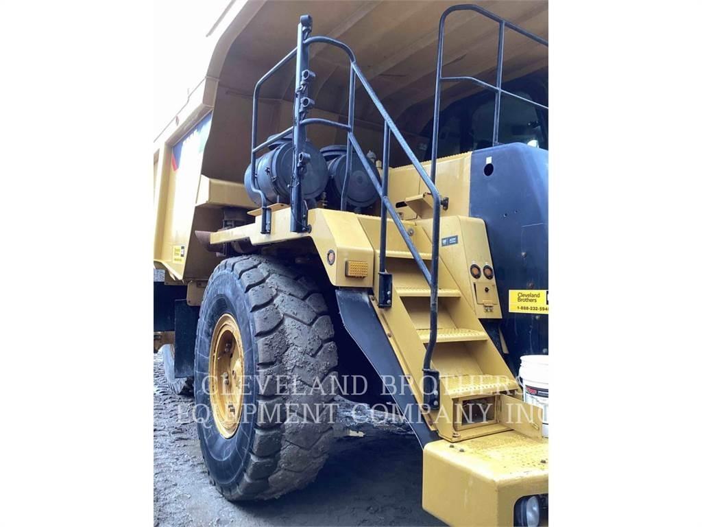 CAT 775F Articulated Haulers
