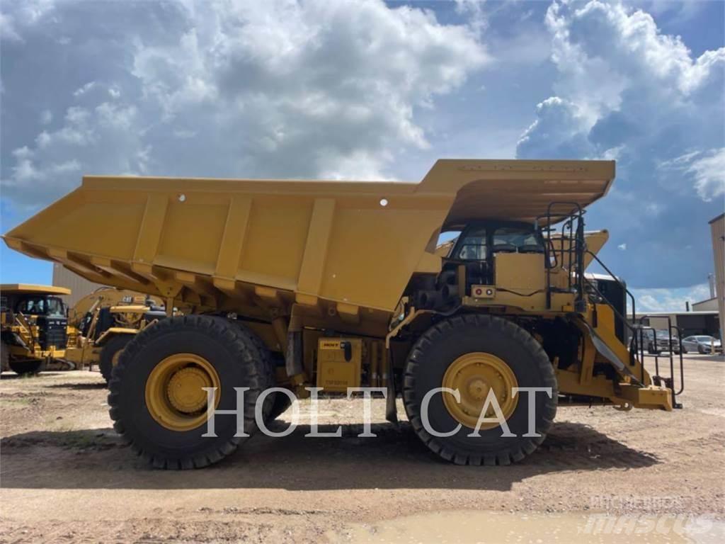 CAT 775G Articulated Haulers