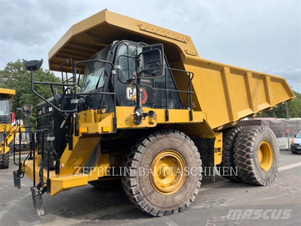 CAT 775G Articulated Haulers