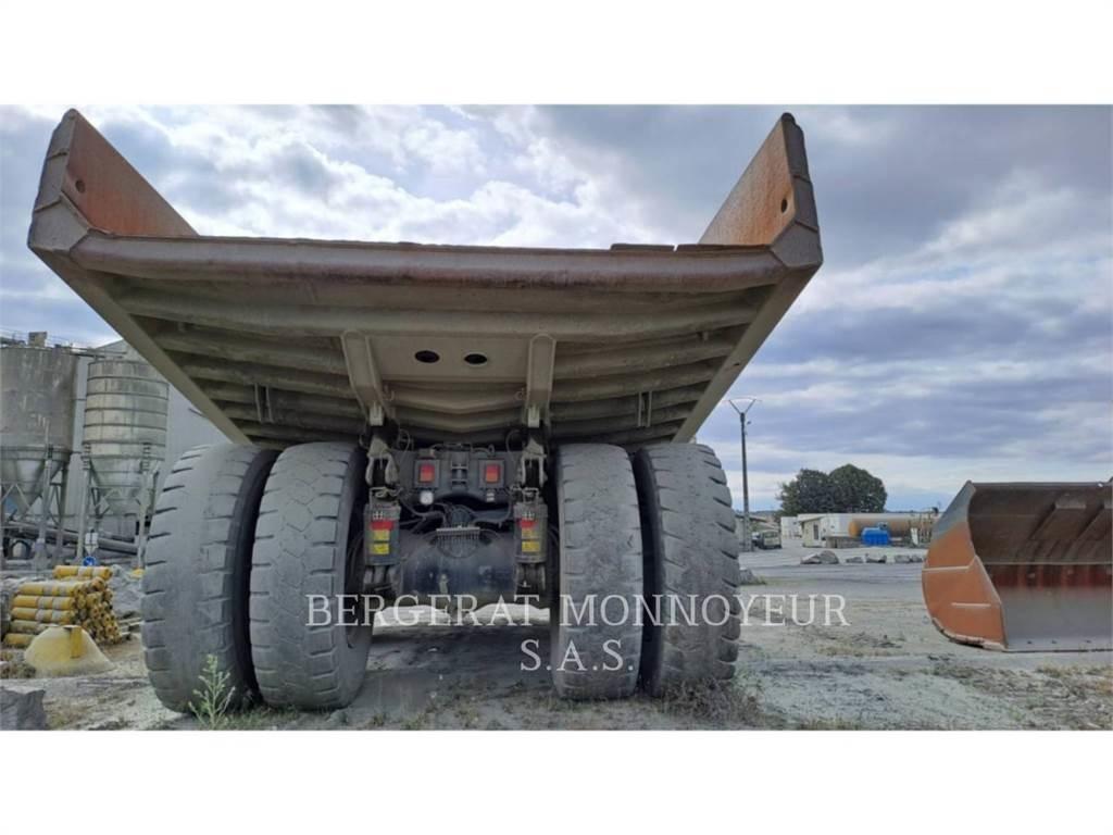 CAT 777F Articulated Haulers