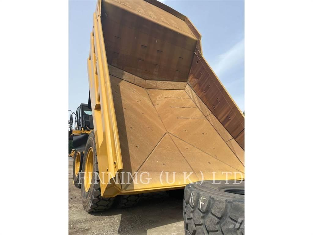 CAT 777G Articulated Haulers