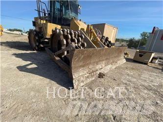 CAT 815F Soil compactors
