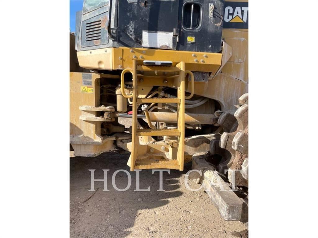 CAT 815F Soil compactors