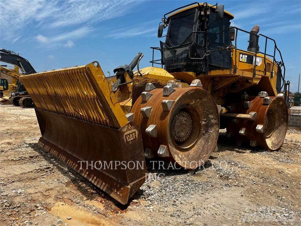CAT 826K Soil compactors