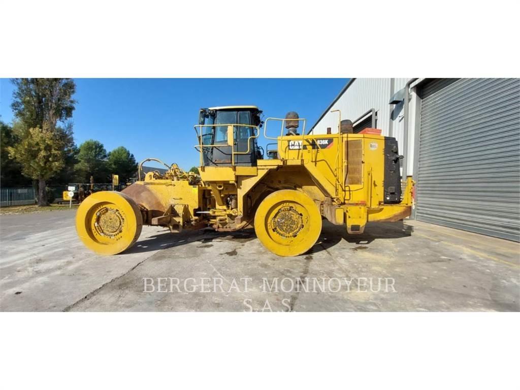 CAT 836K Wheel dozers