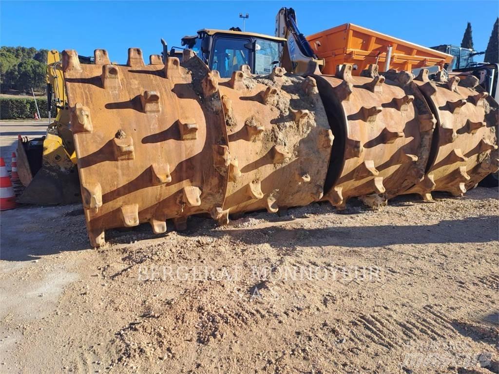 CAT 836K Wheel dozers
