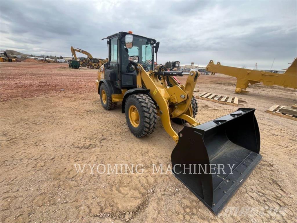CAT 906 Wheel loaders
