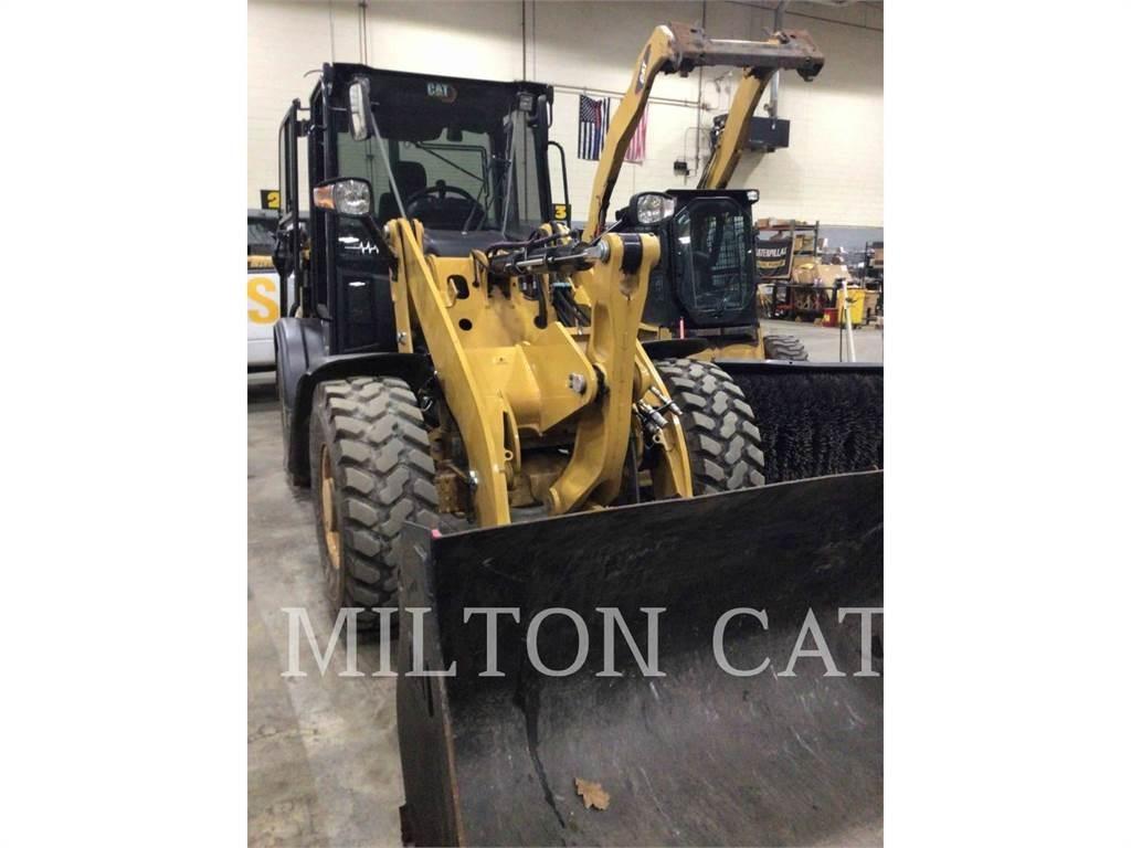 CAT 906M Wheel loaders