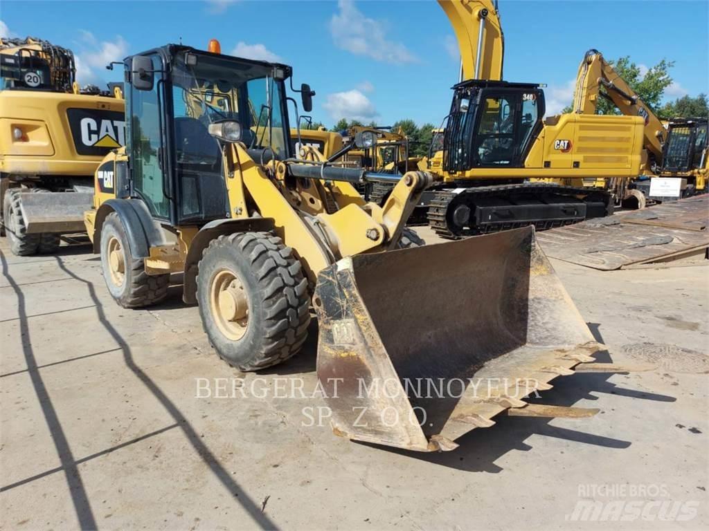 CAT 906M Wheel loaders