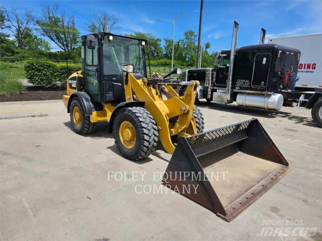 CAT 906M Wheel loaders