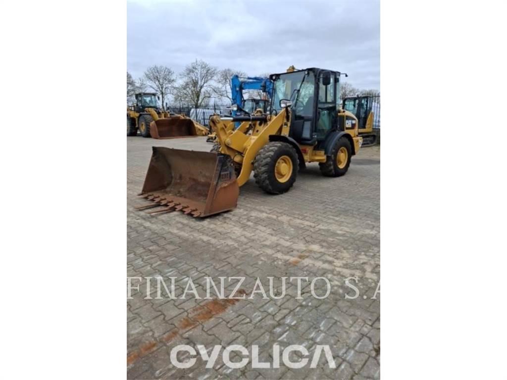 CAT 906M Wheel loaders