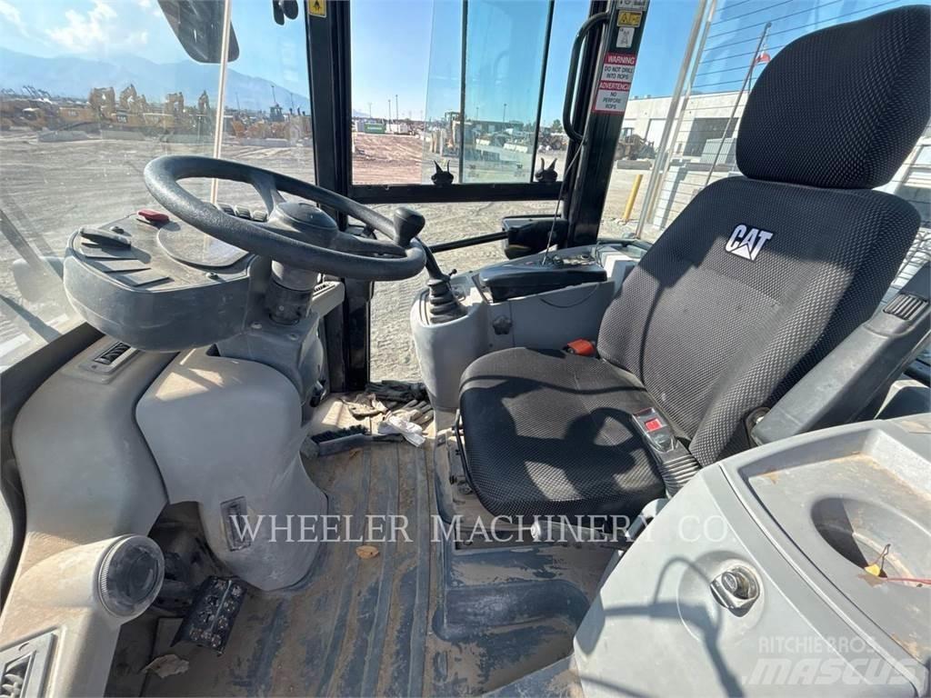 CAT 910M Wheel loaders