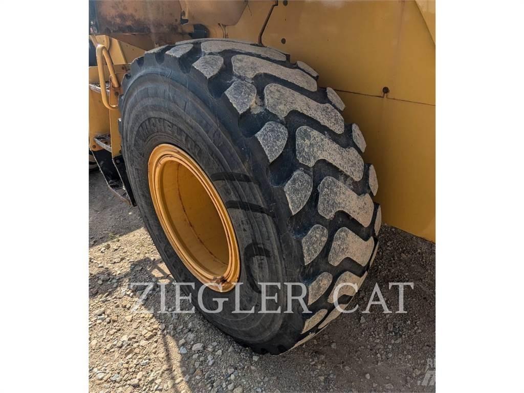 CAT 926M Wheel loaders
