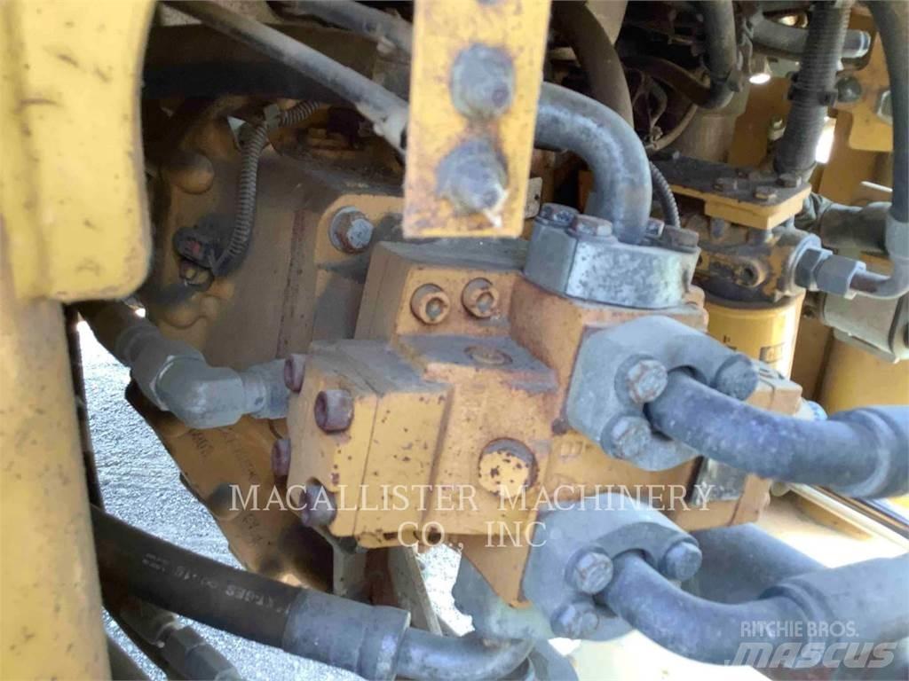 CAT 926M Wheel loaders