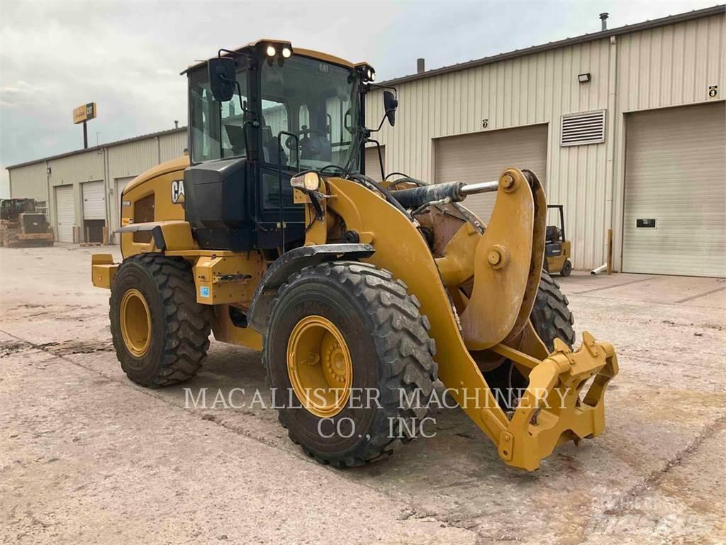 CAT 926M Wheel loaders
