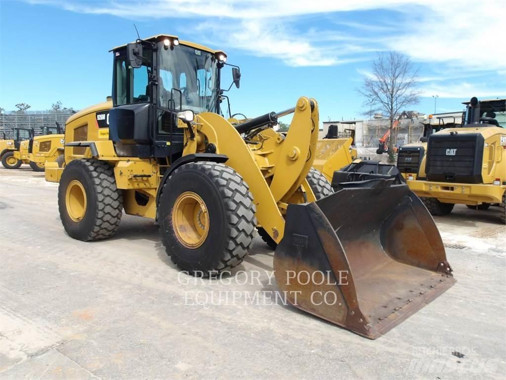 CAT 926M Wheel loaders