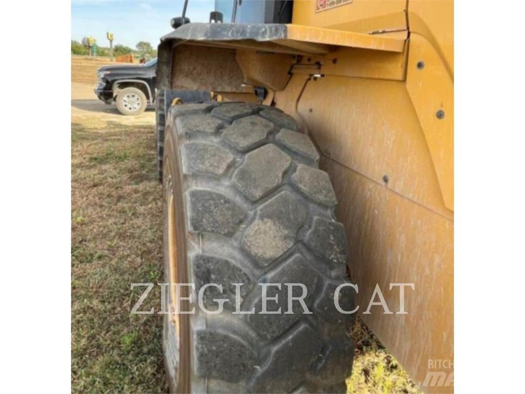 CAT 926M Wheel loaders