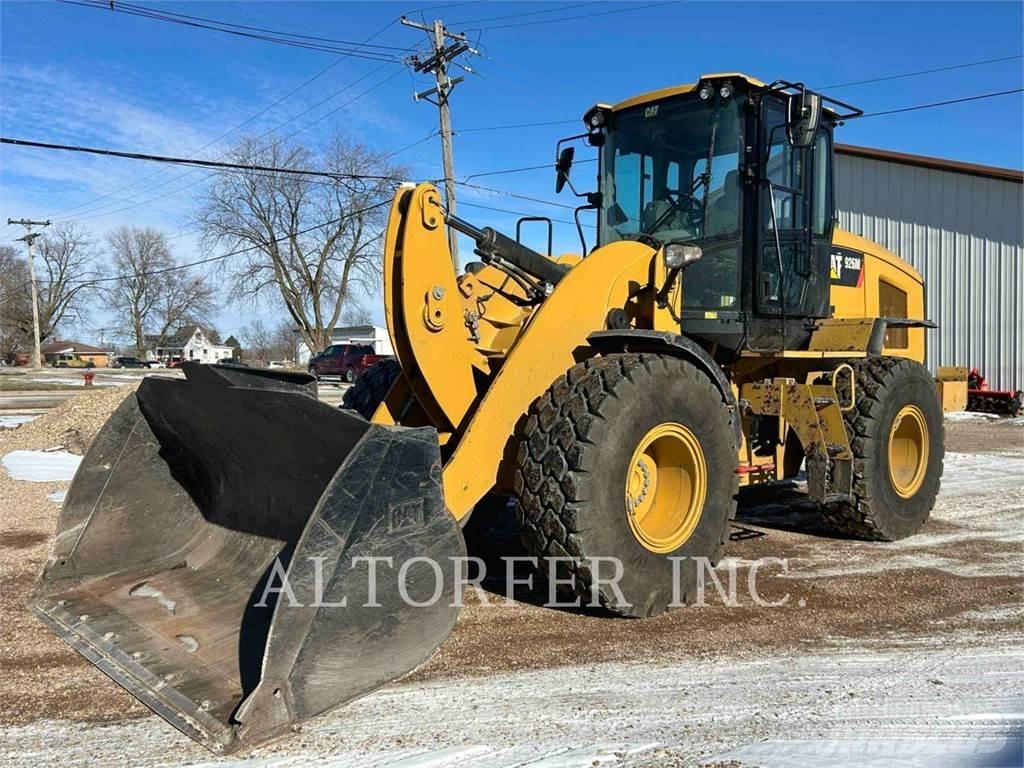 CAT 926M Wheel loaders