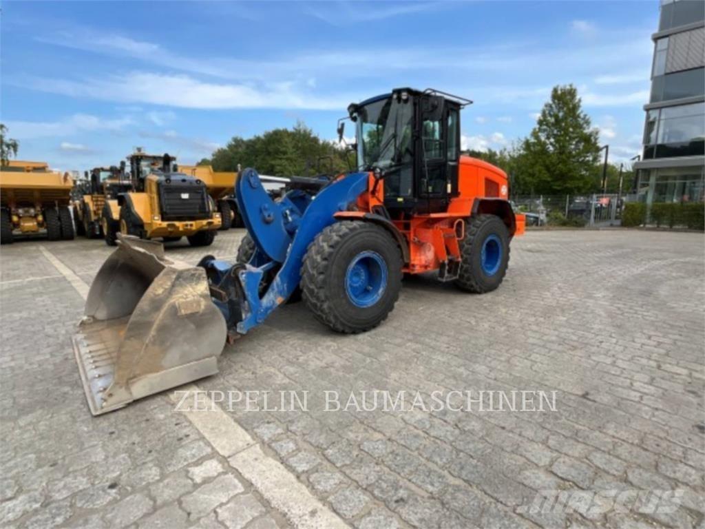 CAT 926M Wheel loaders