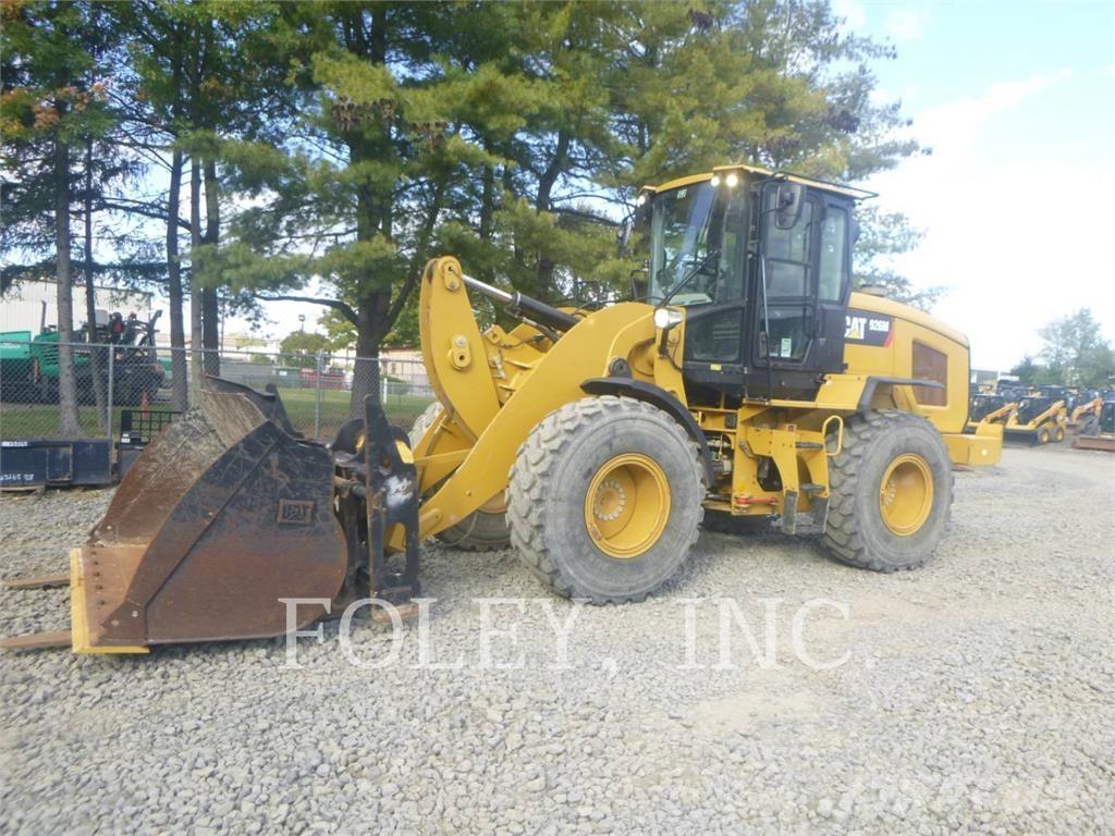 CAT 926M Wheel loaders