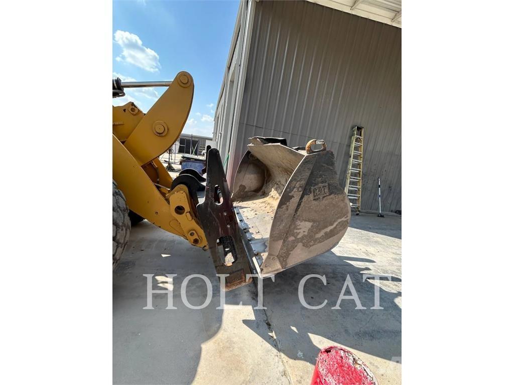 CAT 926M Wheel loaders