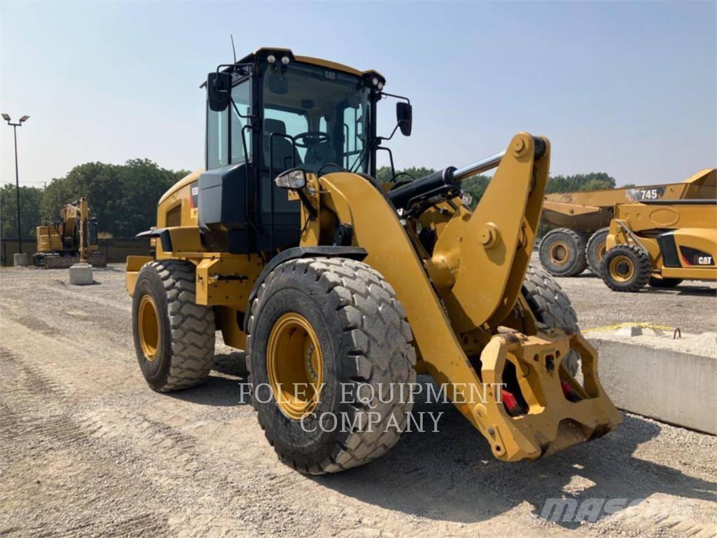 CAT 930M Wheel loaders