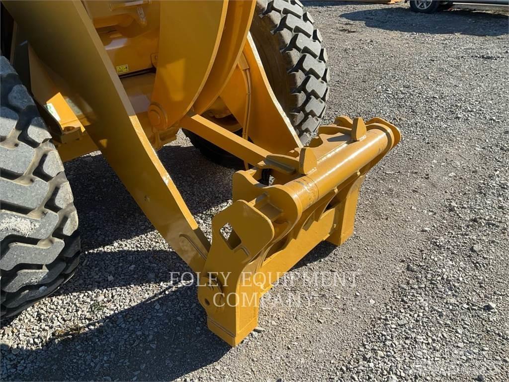 CAT 938M Wheel loaders