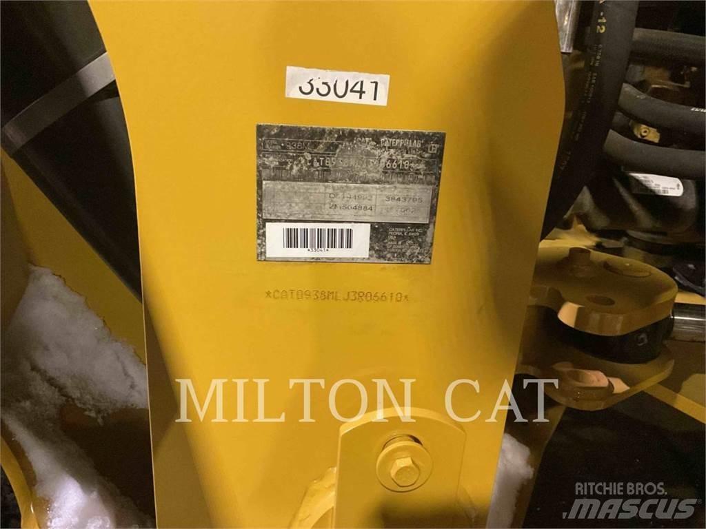 CAT 938M Wheel loaders