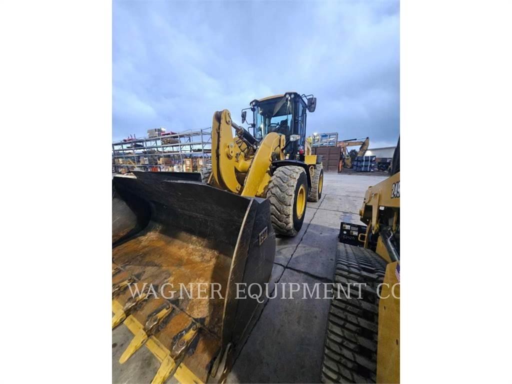 CAT 938M Wheel loaders