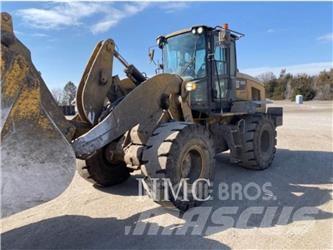 CAT 938M Wheel loaders